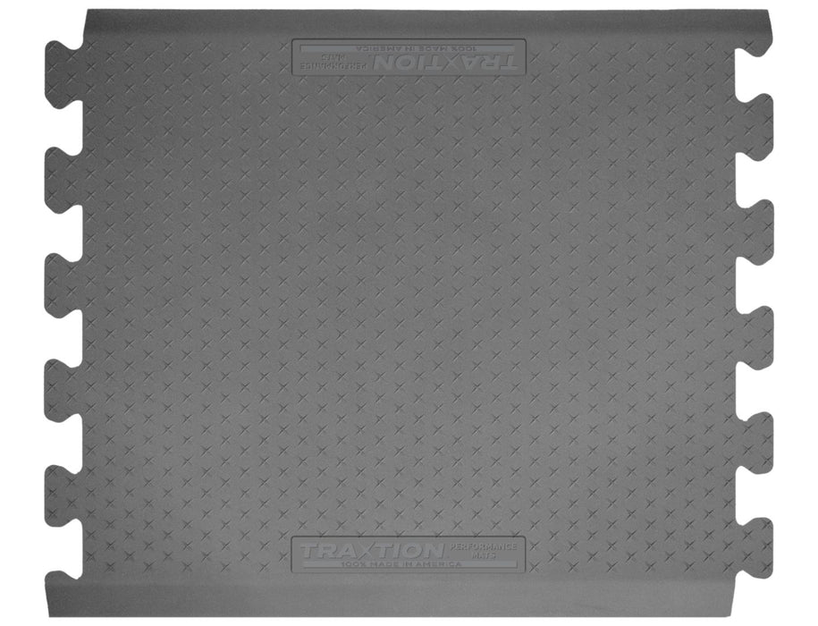 Gray Traxtion mat center piece.